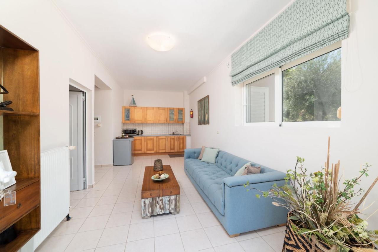 Villa Chrysallis With Heated Pool Georgioupoli Bagian luar foto