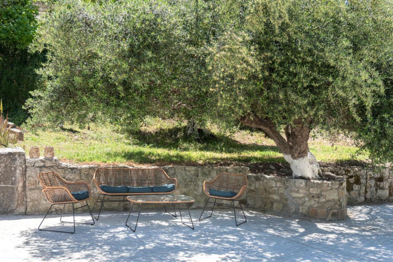 Villa Chrysallis With Heated Pool Georgioupoli Bagian luar foto